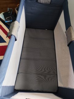 Location : lit parapluie Location : lit parapluie